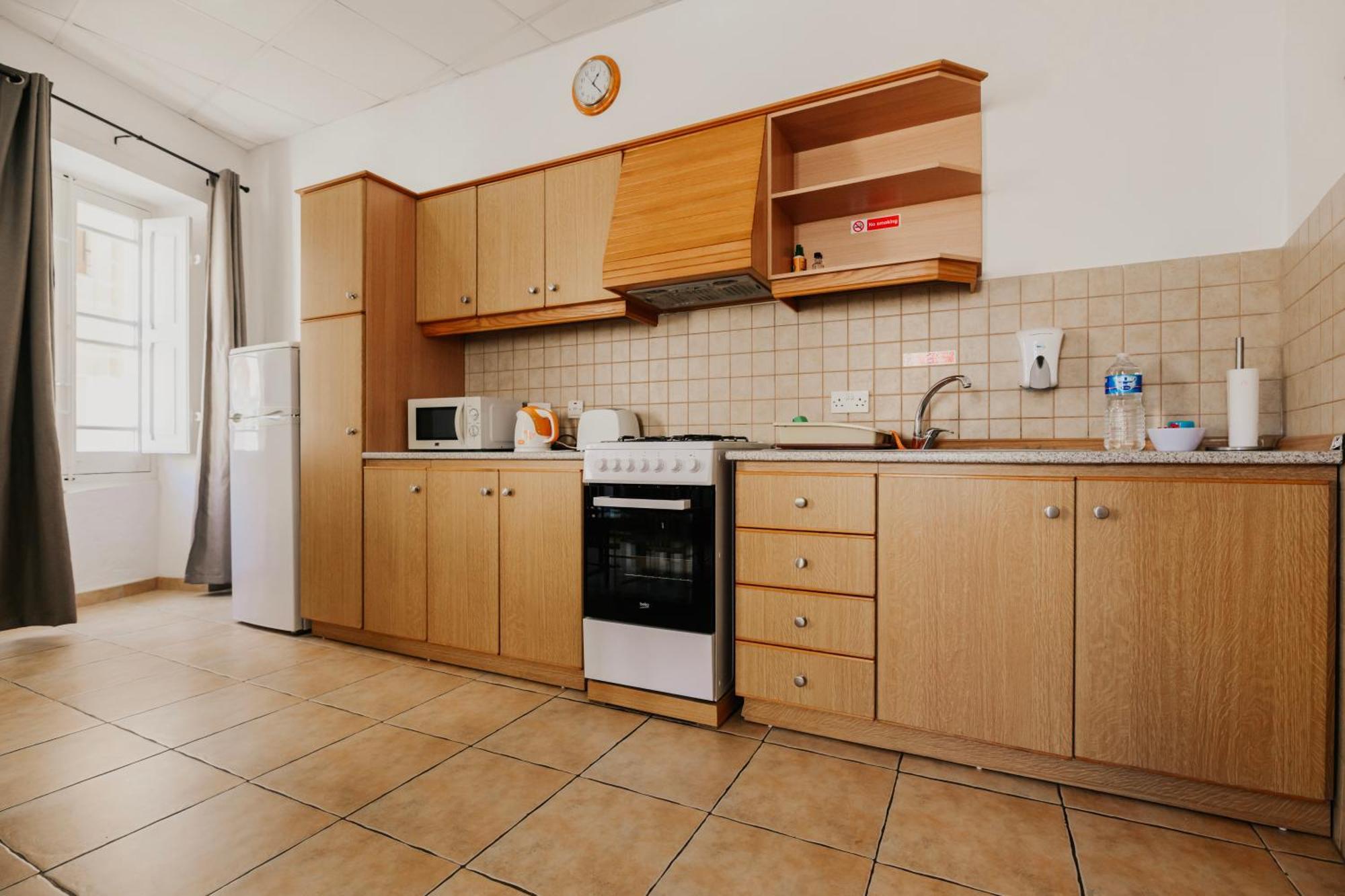 Gelmif Apartments Биргу Экстерьер фото